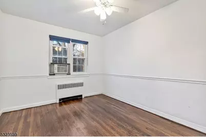 12 B Parkway Village #B, Cranford Township, NJ 07016 - Photo 8