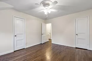 12B Parkway Village, Cranford Township, NJ 07016 - Photo 4