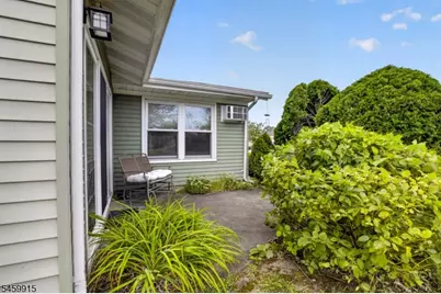 484A Fairton Dr, Monroe Township, NJ 08831 - Photo 34