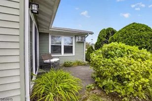 484A Fairton Dr, Monroe Township, NJ 08831 - Photo 34