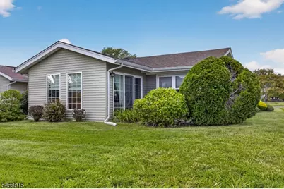 484A Fairton Dr, Monroe Township, NJ 08831 - Photo 32