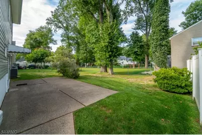 530 Lexington Ave, Cranford Township, NJ 07016 - Photo 8