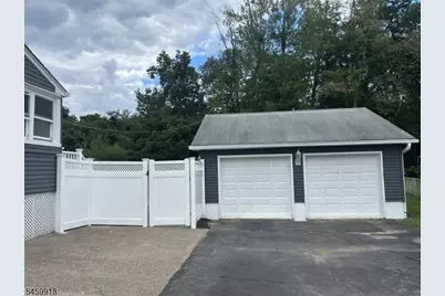 17 Ellice St, Lincoln Park, NJ 07035 - Photo 4