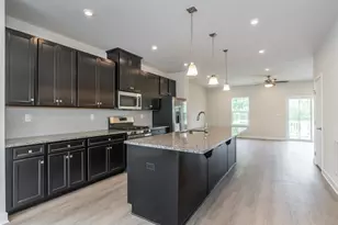 31 Force Dr, Mount Olive, NJ 07828 - Photo 6