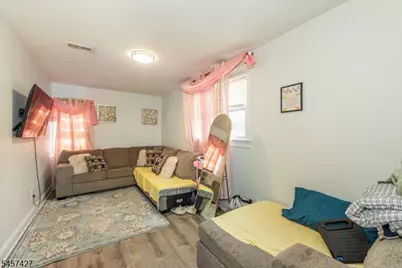 9 Wheeler St, Montclair, NJ 07042 - Photo 20