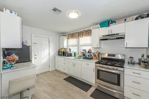 9 Wheeler St, Montclair, NJ 07042 - Photo 18
