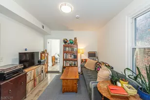 9 Wheeler St, Montclair, NJ 07042 - Photo 8