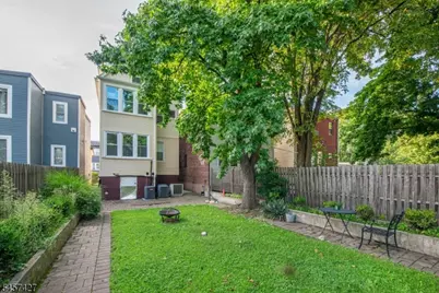 9 Wheeler St, Montclair, NJ 07042 - Photo 32