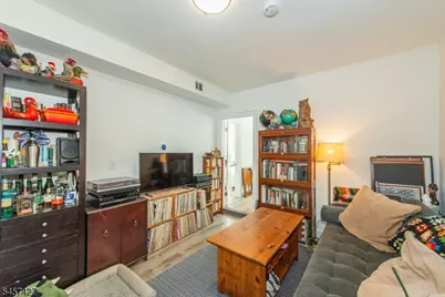 9 Wheeler St, Montclair, NJ 07042 - Photo 6