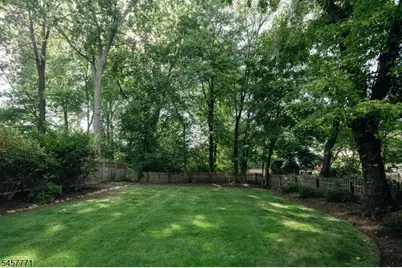 129 Tulip St, Summit, NJ 07901 - Photo 34