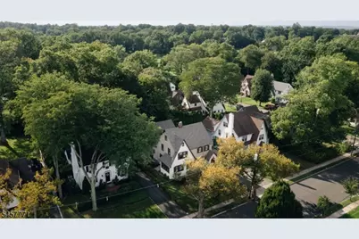 129 Tulip St, Summit, NJ 07901 - Photo 38