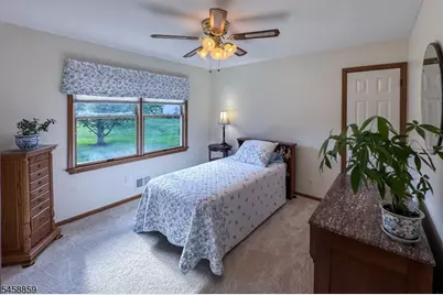 9 Summershade Ln, Raritan Township, NJ 08551 - Photo 28