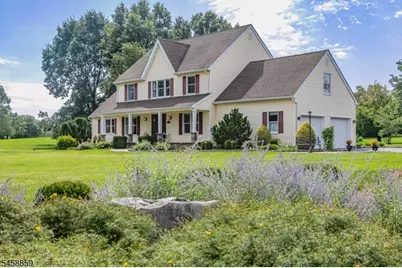 9 Summershade Ln, Raritan Township, NJ 08551 - Photo 2