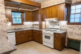 418 Locust Ave, Garwood, NJ 07027 - Photo 2