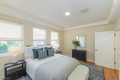 25 Cloverhill Pl, Montclair, NJ 07042 - Photo 24