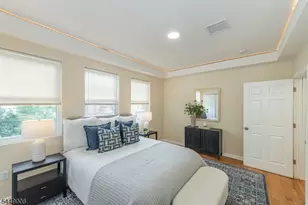 25 Cloverhill Pl, Montclair, NJ 07042 - Photo 24