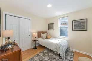 25 Cloverhill Pl, Montclair, NJ 07042 - Photo 28