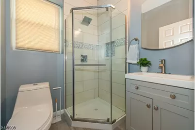 25 Cloverhill Pl, Montclair, NJ 07042 - Photo 14