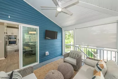 25 Cloverhill Pl, Montclair, NJ 07042 - Photo 16