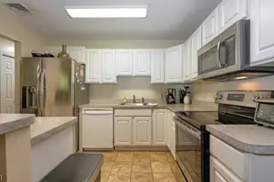 58 Parkside Ct, Wayne Twp., NJ 07470 - Photo 8