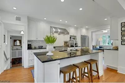 50 Afterglow Avenue, Verona, NJ 07044 - Photo 6
