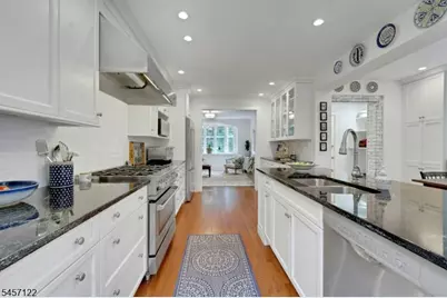 50 Afterglow Avenue, Verona, NJ 07044 - Photo 10