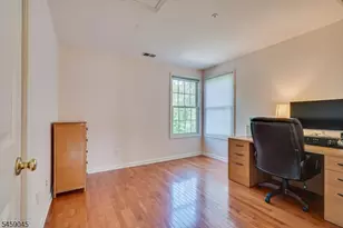 3 Summer Cottage Ln, Franklin Township, NJ 08823 - Photo 18