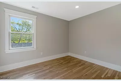 7 Mastogen Dr, Somerville, NJ 08876 - Photo 30