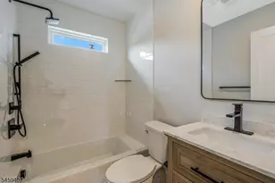 7 Mastogen Dr, Somerville, NJ 08876 - Photo 26