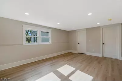 7 Mastogen Dr, Somerville, NJ 08876 - Photo 16