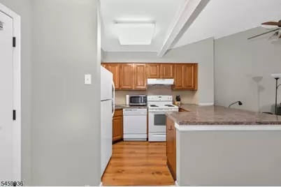14 Augusta Dr, Clinton Township, NJ 08801 - Photo 4