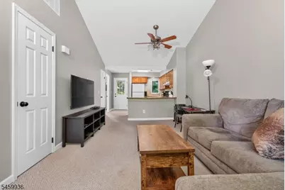 14 Augusta Dr, Clinton Township, NJ 08801 - Photo 2