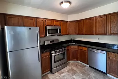 120 Wycombe Pl, Franklin Township, NJ 08873 - Photo 4
