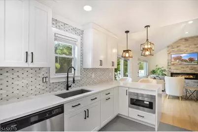 53 Sylvan Ter, Wayne, NJ 07470 - Photo 12