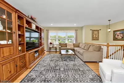 28 Yacht Club Dr, Jefferson Township, NJ 07849 - Photo 4