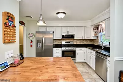 28 Yacht Club Dr, Jefferson Township, NJ 07849 - Photo 8