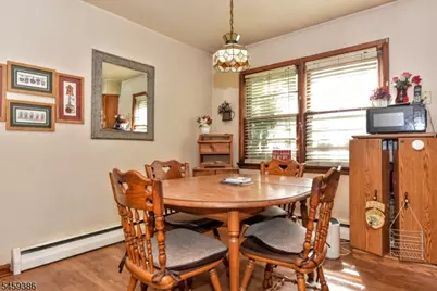 27 Hillcrest Ave, Lodi, NJ 07644 - Photo 12