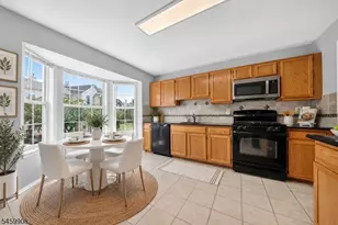 216 Copeley Way, North Brunswick Township, NJ 08902 - Photo 8