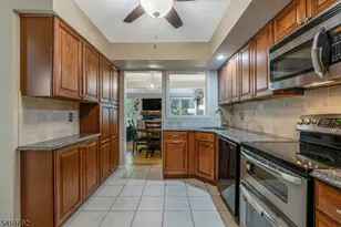 67 Stone Run Rd, Bedminster Township, NJ 07921 - Photo 2