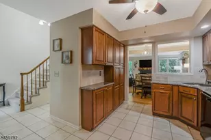 67 Stone Run Rd, Bedminster Township, NJ 07921 - Photo 6