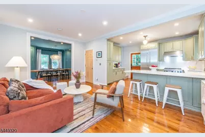 85 Evergreen Ave, Bloomfield Twp., NJ 07003 - Photo 8