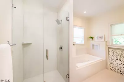 85 Evergreen Ave, Bloomfield Twp., NJ 07003 - Photo 18