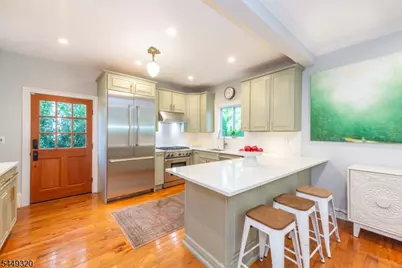 85 Evergreen Ave, Bloomfield Twp., NJ 07003 - Photo 10