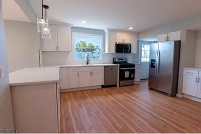 121 Kosciusko Ave, South Plainfield, NJ 07080 - Photo 4