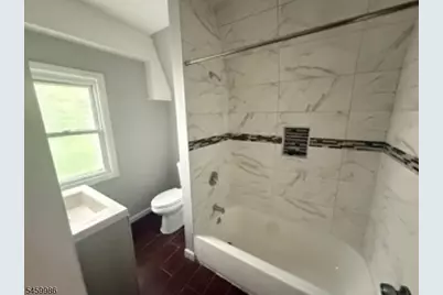 231 Amherst St, East Orange, NJ 07018 - Photo 4