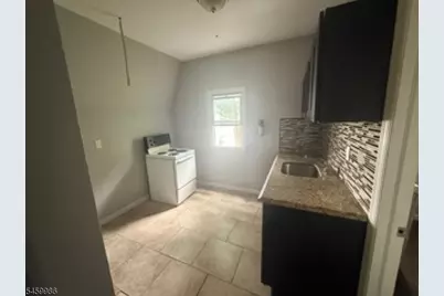 231 Amherst St, East Orange, NJ 07018 - Photo 6