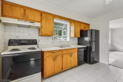 565 Dell Rd, Roxbury Township, NJ 07850 - Photo 8