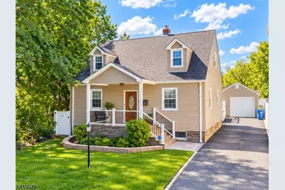 715 Ainsworth St, Linden, NJ 07036 - Photo 2