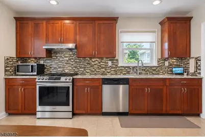 715 Ainsworth St, Linden, NJ 07036 - Photo 8