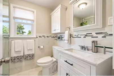 715 Ainsworth St, Linden, NJ 07036 - Photo 14